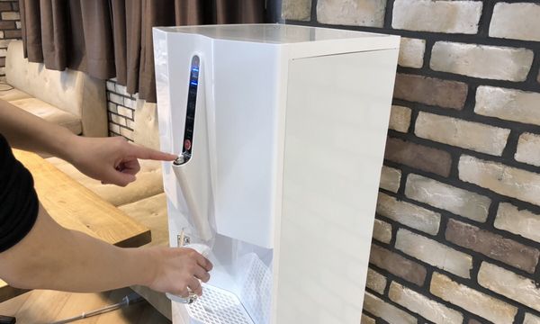 赤ちゃんがいるママは絶対に損しないコスパ最強のウォーターサーバーが時短もできて本当に便利だった！